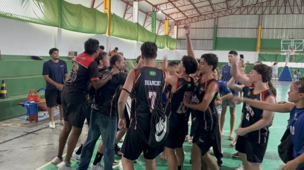 Sinop conquista ouro no basquete masculino dos Jogos Estudantis de Seleções Mato-grossenses