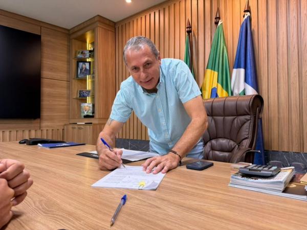 Prefeitura firma termo de colaboração para a 4ª Etapa do Campeonato Mato-Grossense de Kartcross