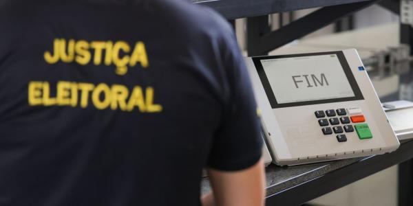 Assédio eleitoral: saiba como denunciar crime mesmo após eleições